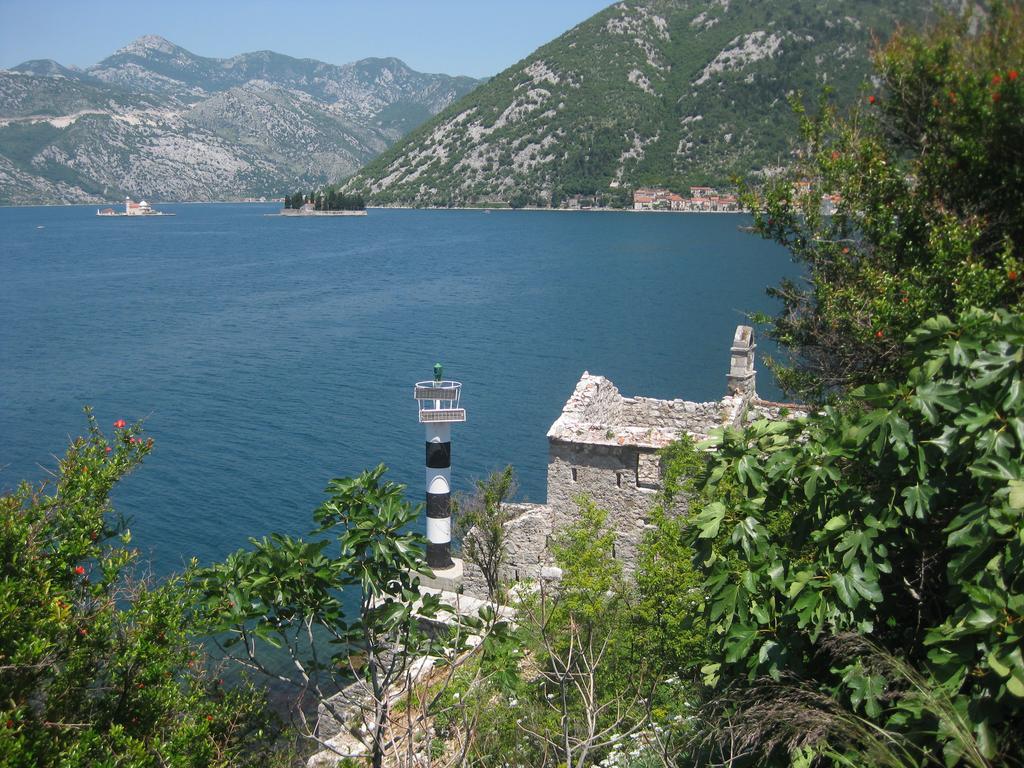 Holiday House In The Kotor Bay ภายนอก รูปภาพ