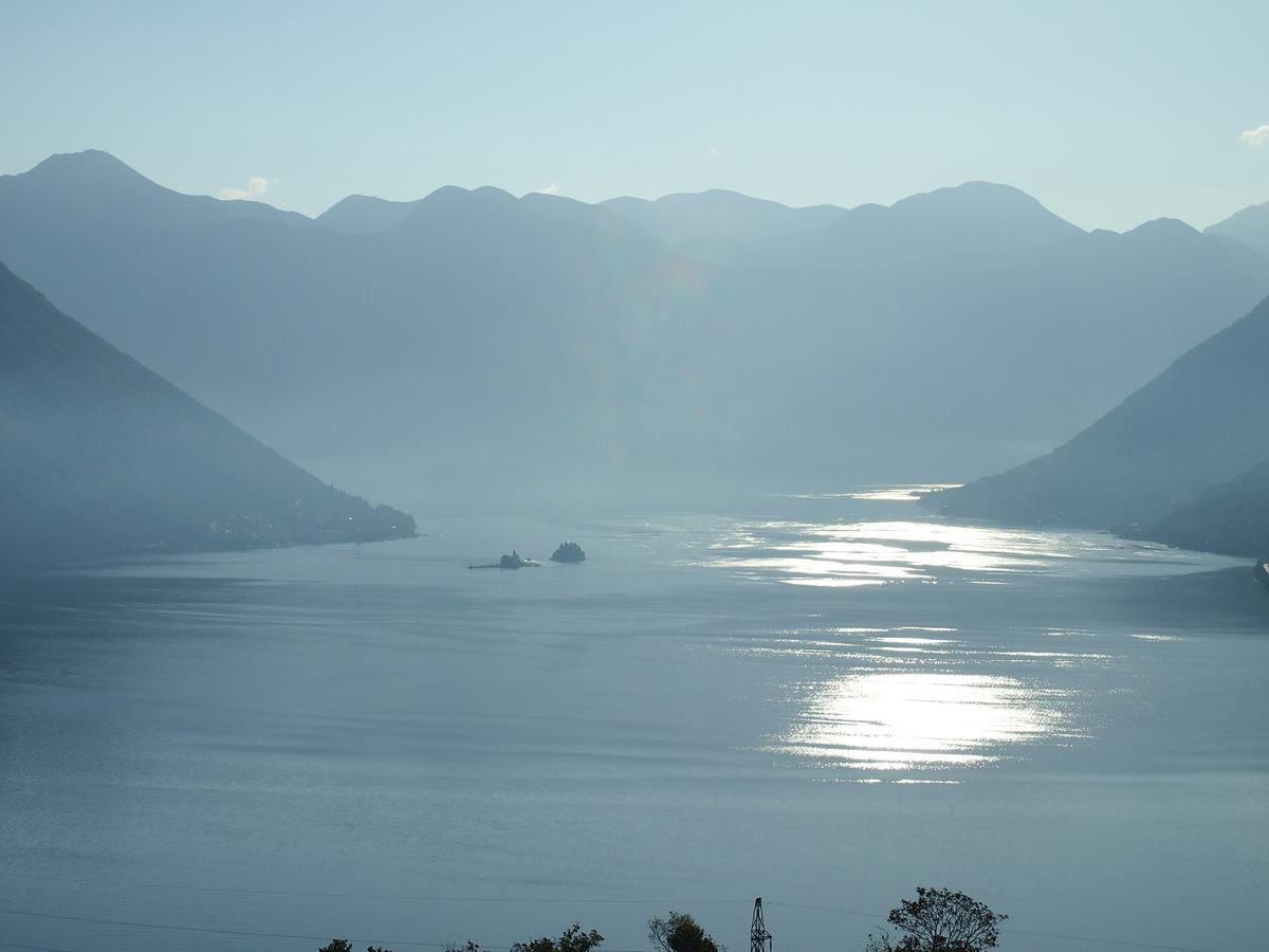 Holiday House In The Kotor Bay ภายนอก รูปภาพ