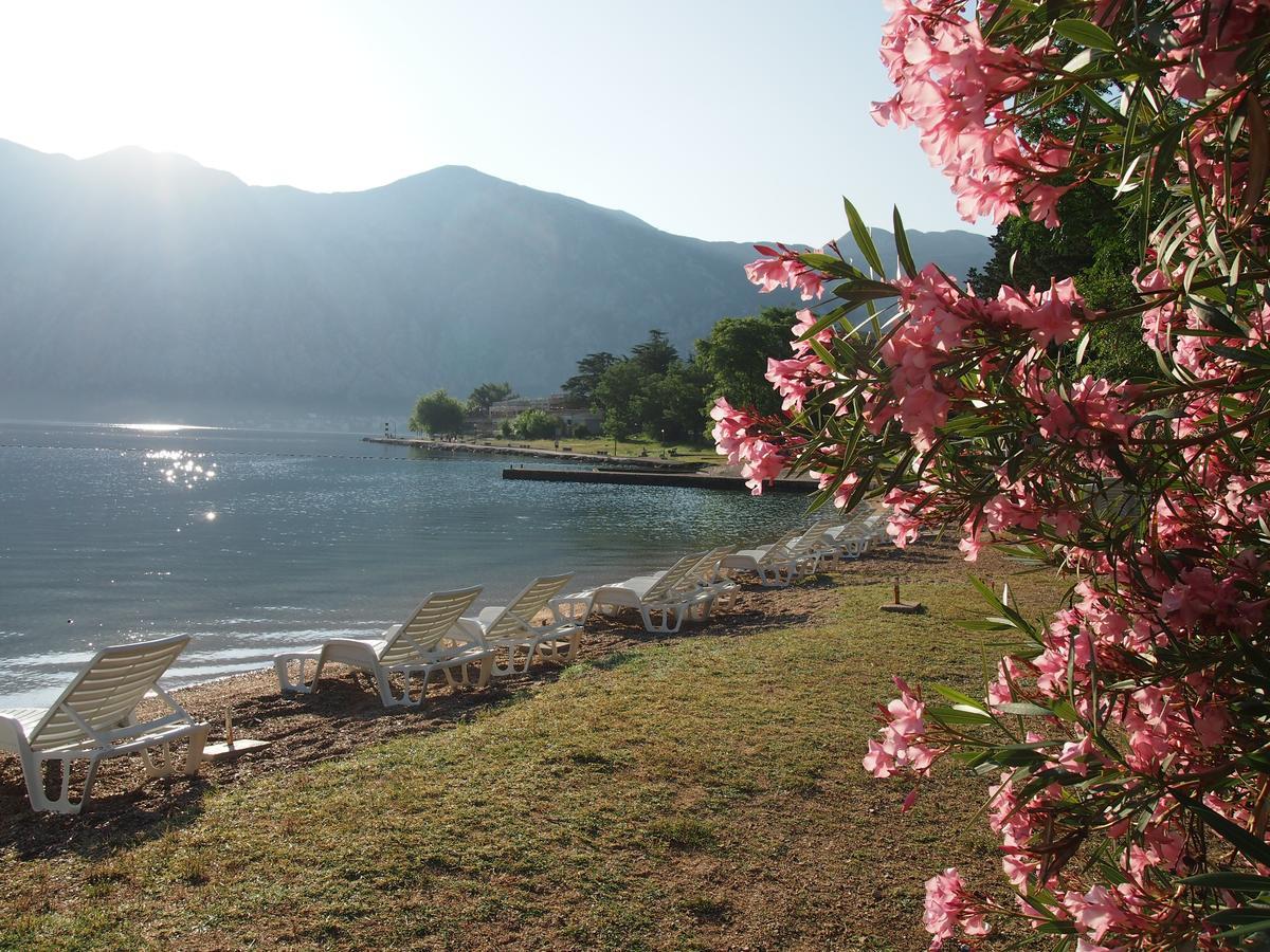 Holiday House In The Kotor Bay ภายนอก รูปภาพ
